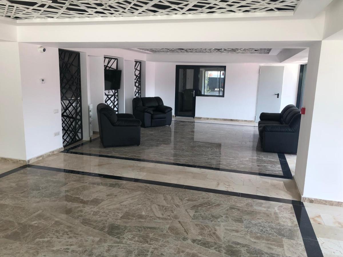 Sophia 3 Luxury Apartments Mamaia Luaran gambar