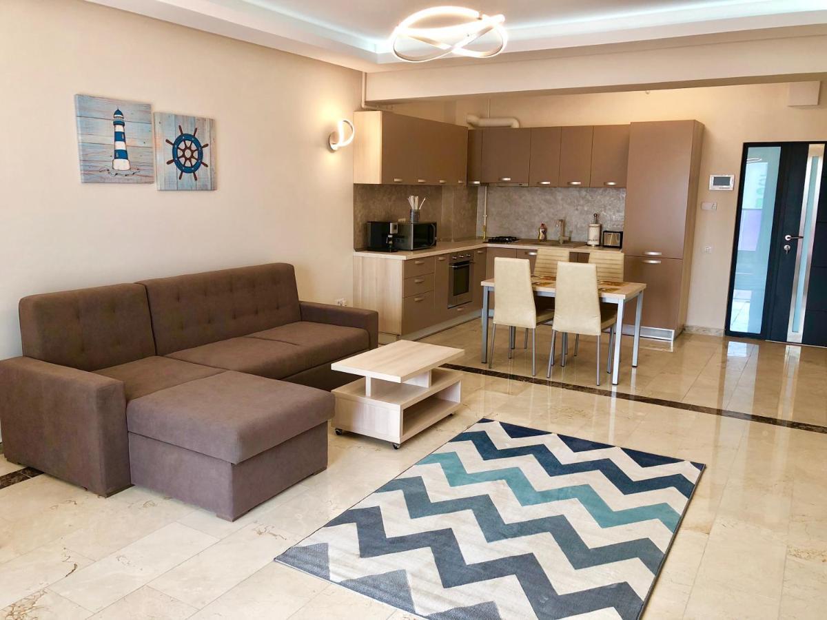 Sophia 3 Luxury Apartments Mamaia Luaran gambar