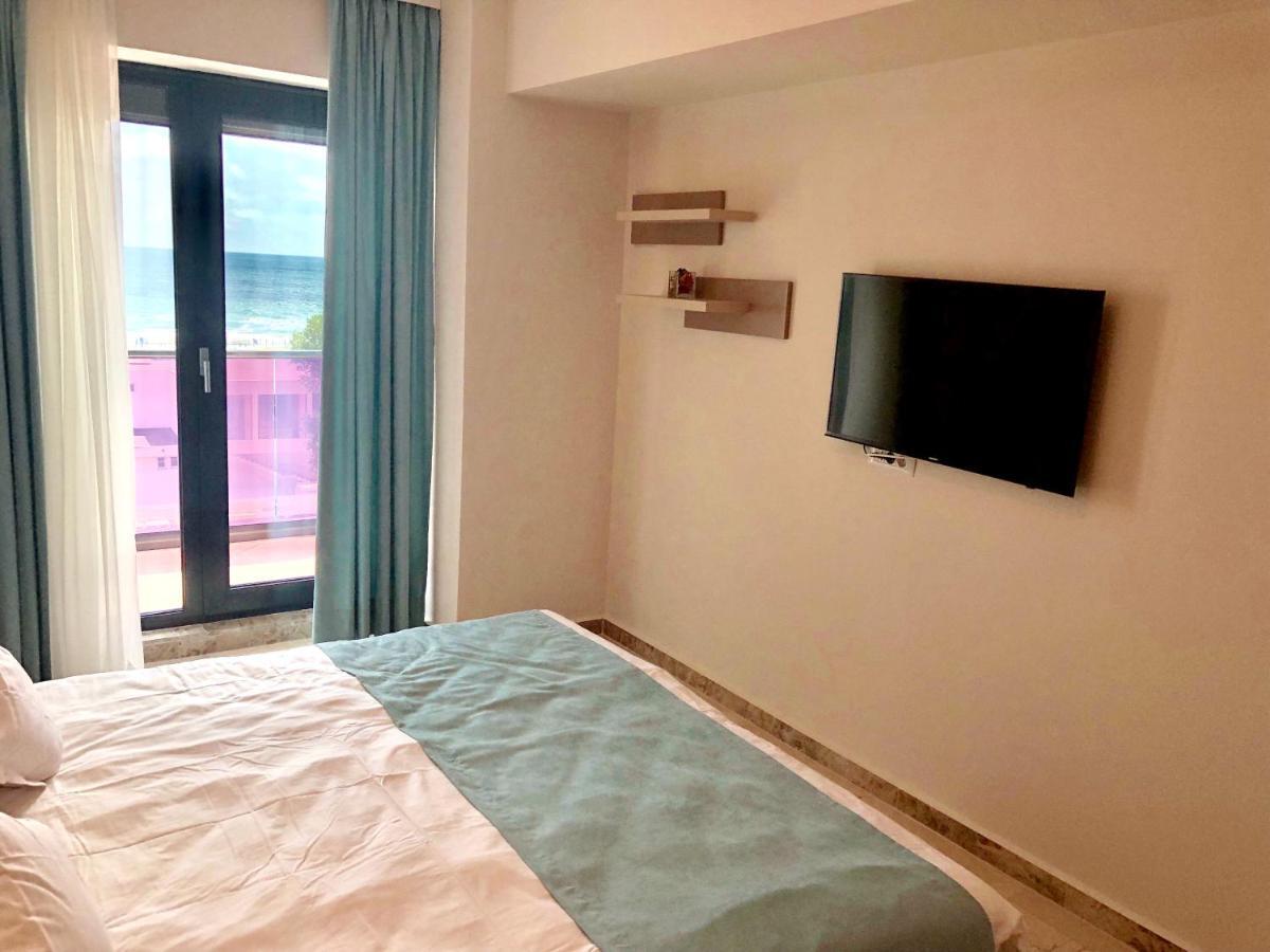 Sophia 3 Luxury Apartments Mamaia Luaran gambar